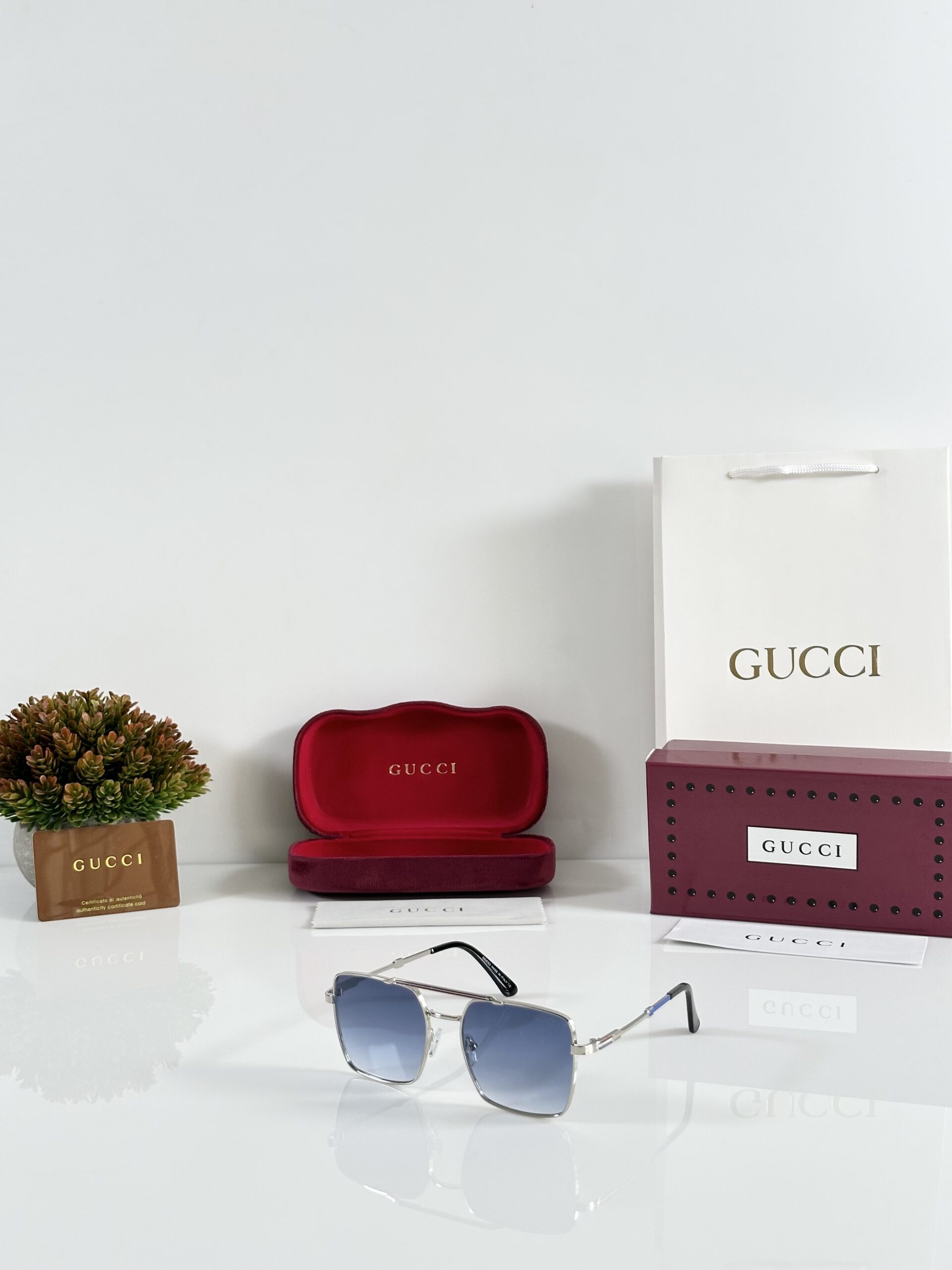 Gucci_5055_Silver_Blue
