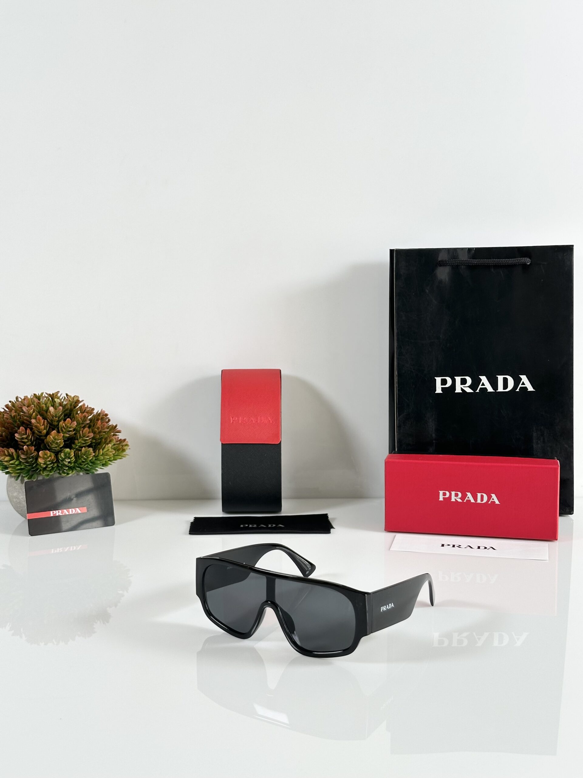 Prada_9265_Black