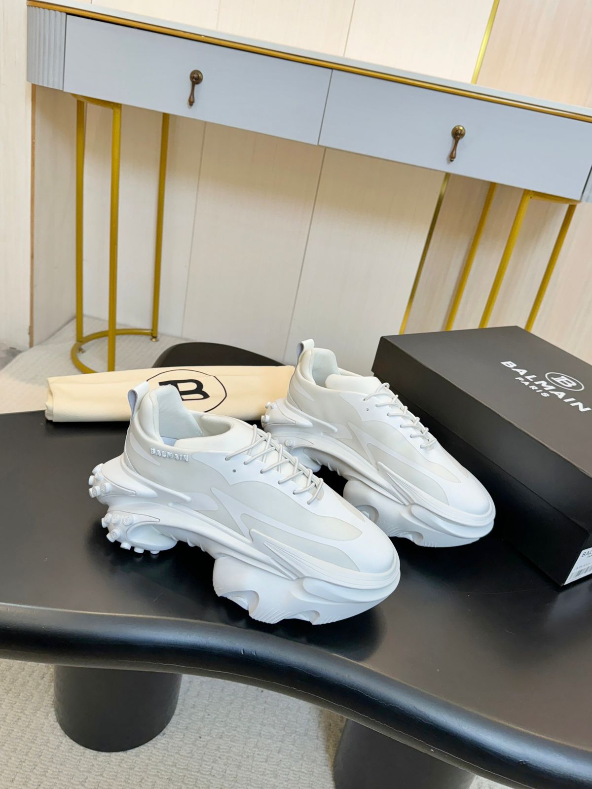 BALMAI-N UNICORN FULL WHITE PREMIUM SHOES