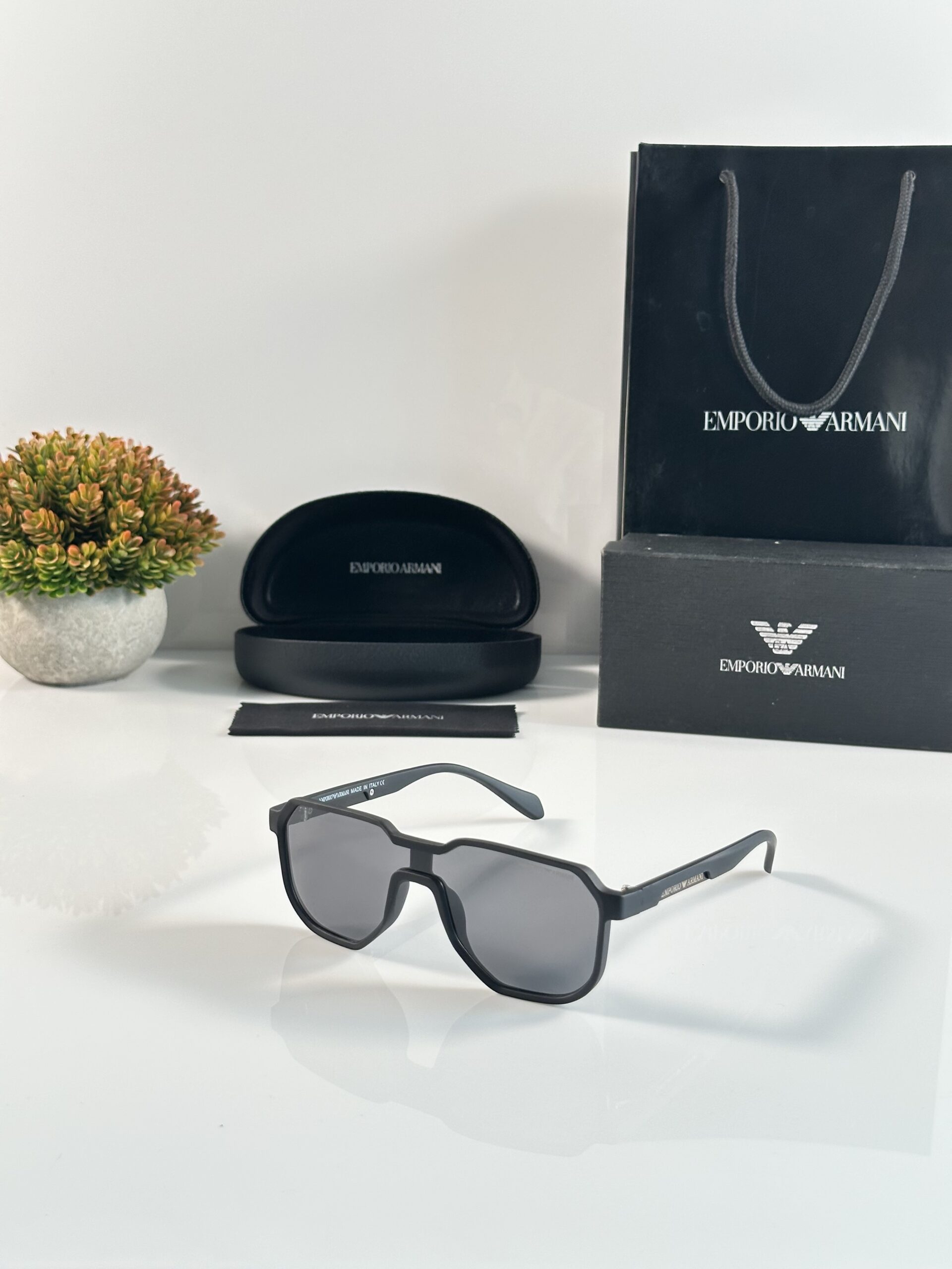 Emporio_Armani_219_Full_Black