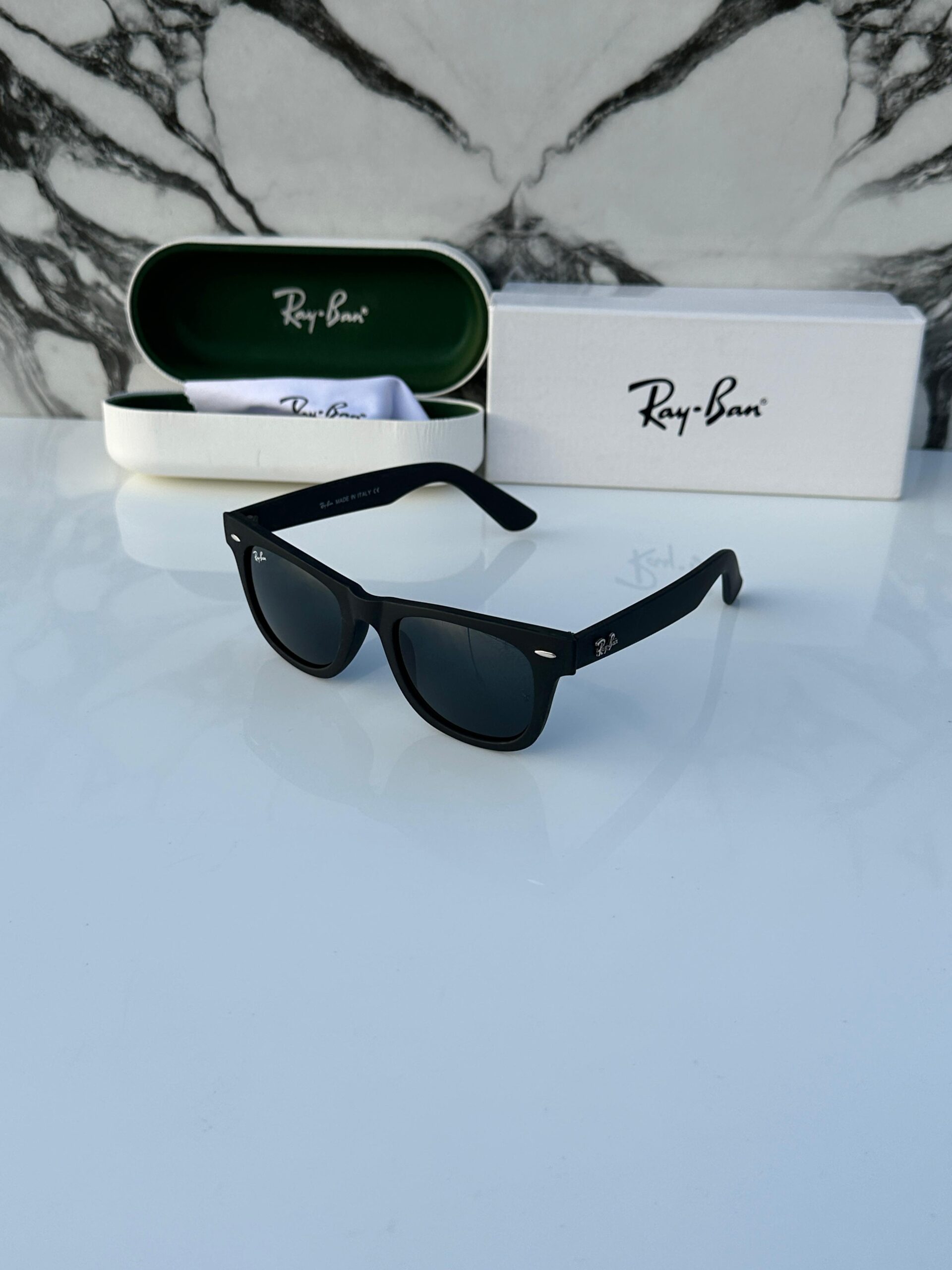 Rayban 2140 matt black