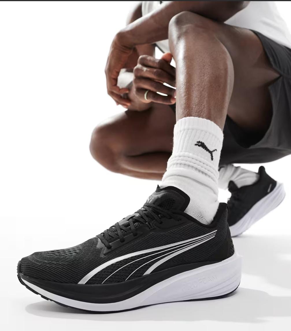 Pumma Darter Pro trainers in black