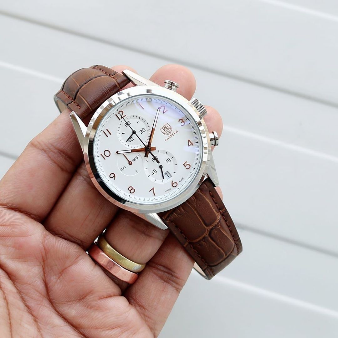 Tag heue_r carrera calibre 16 chronograph