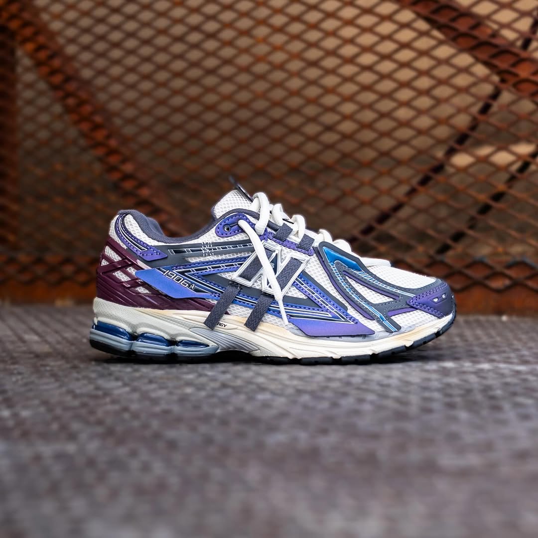 New_ Balance 1906A Inkwell Sea Salt