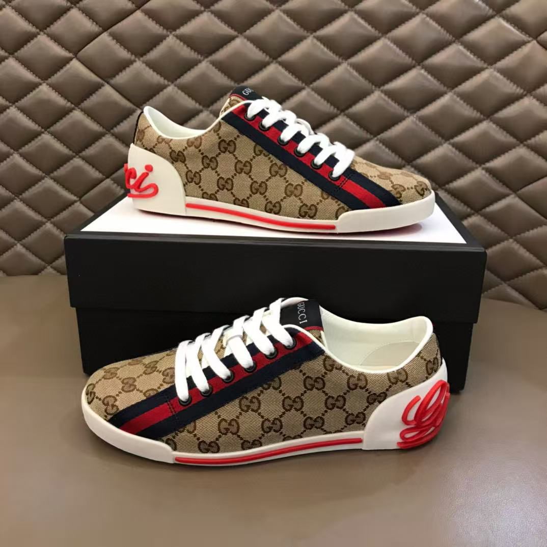 GUCC_I VINTAGE GG PREMIUM SNEAKER