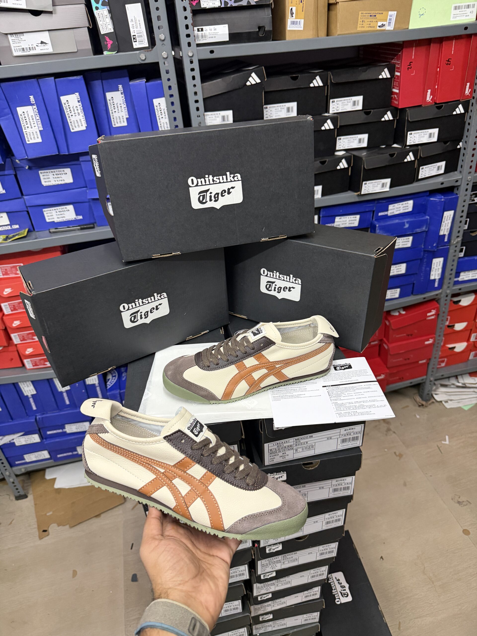 Onitsuk_a Tiger Mexico 66 Oatmeal Brown