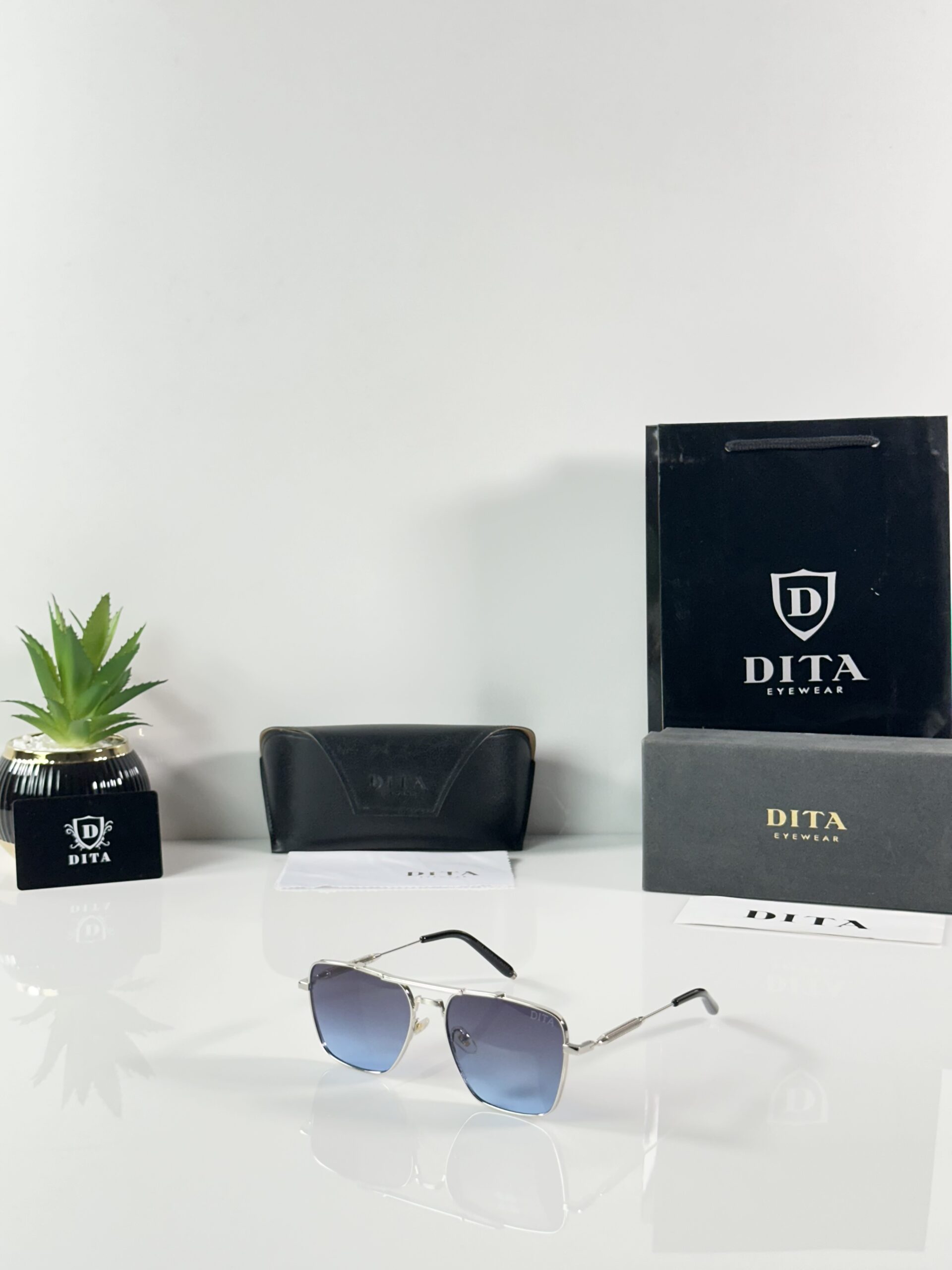 Dita 143 Silver Blue