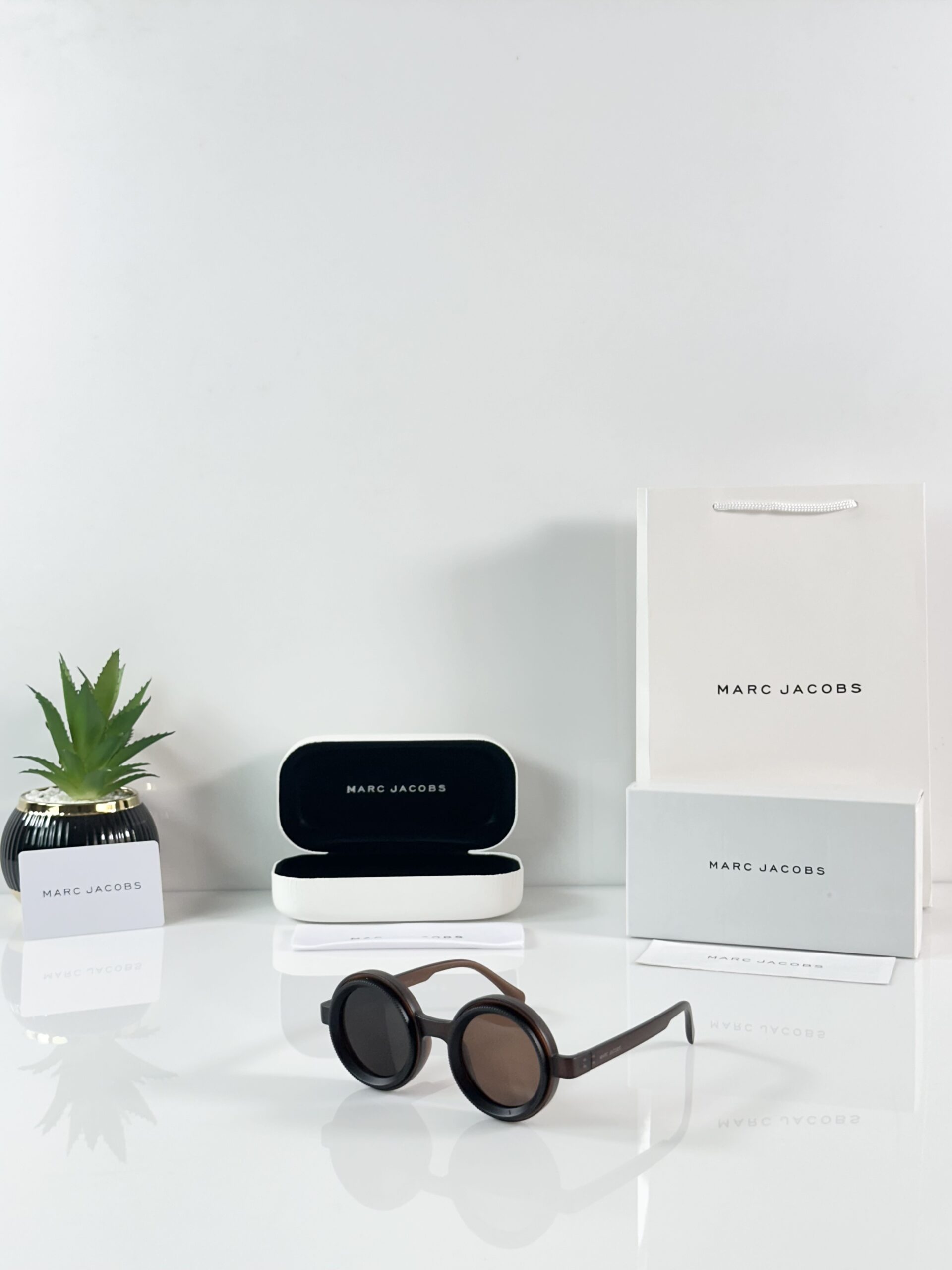 Marc Jacobs Adjustable 8357 Brown