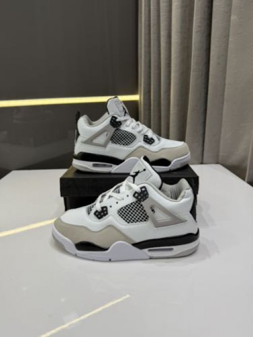 NIK_E AIR JORDAN RETRO 4 MILITERY BLACK FIX