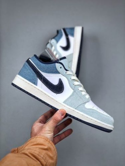 NIK_E AIR JORDAN 1 LOW SE DENIM STAR BLUE FIX