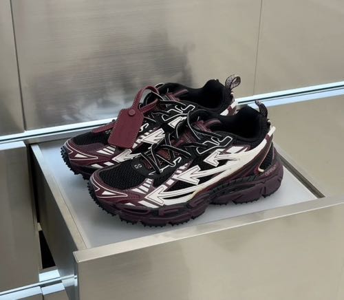 OFF WHIT_E BE RIGHT BACK BURGUNDY FIX