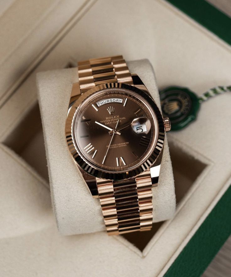 Role_x Oyster Perpetual Day Date 40 Battery