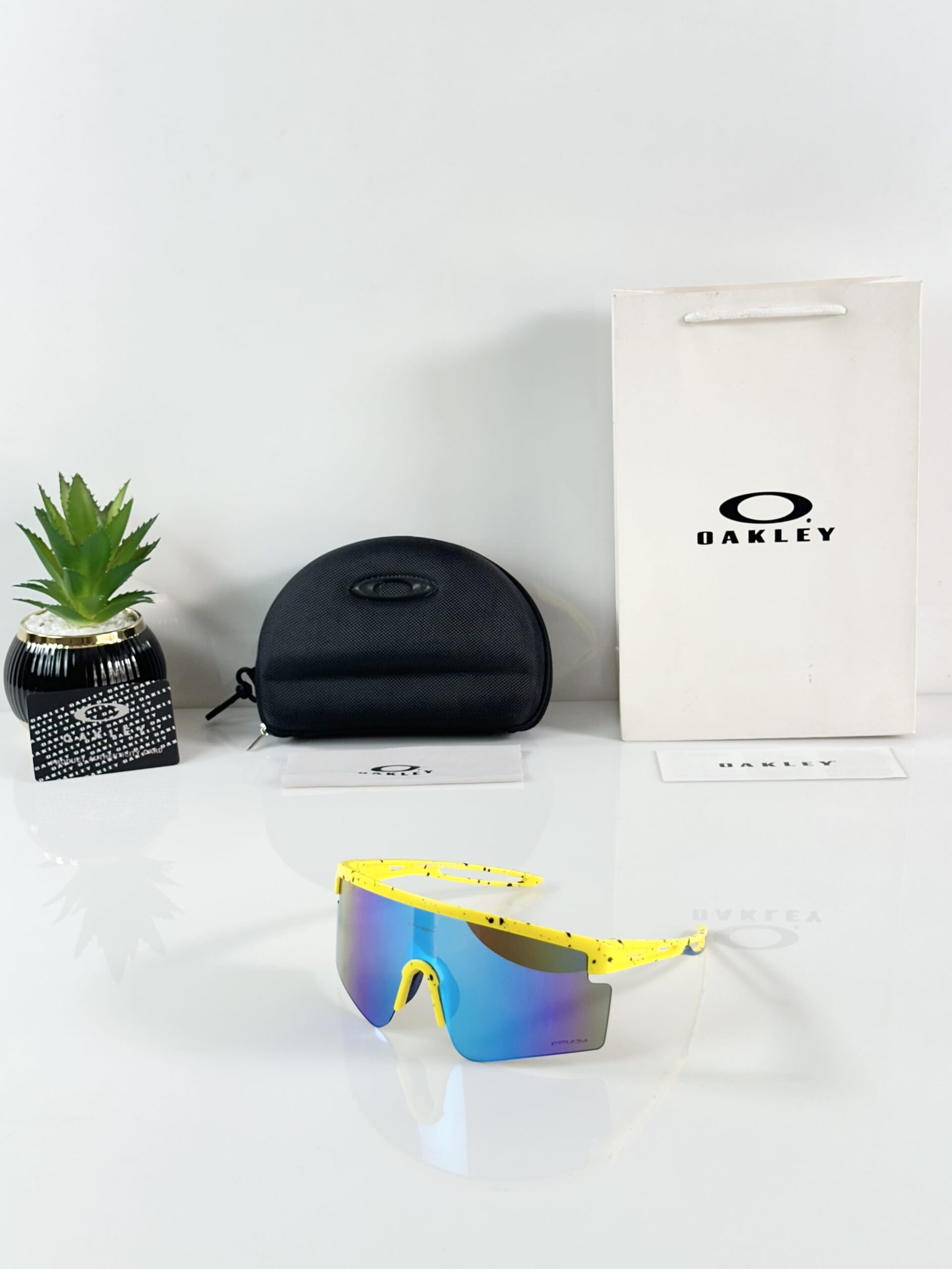 Oakley_2306_Yellow_Blue_Aqua