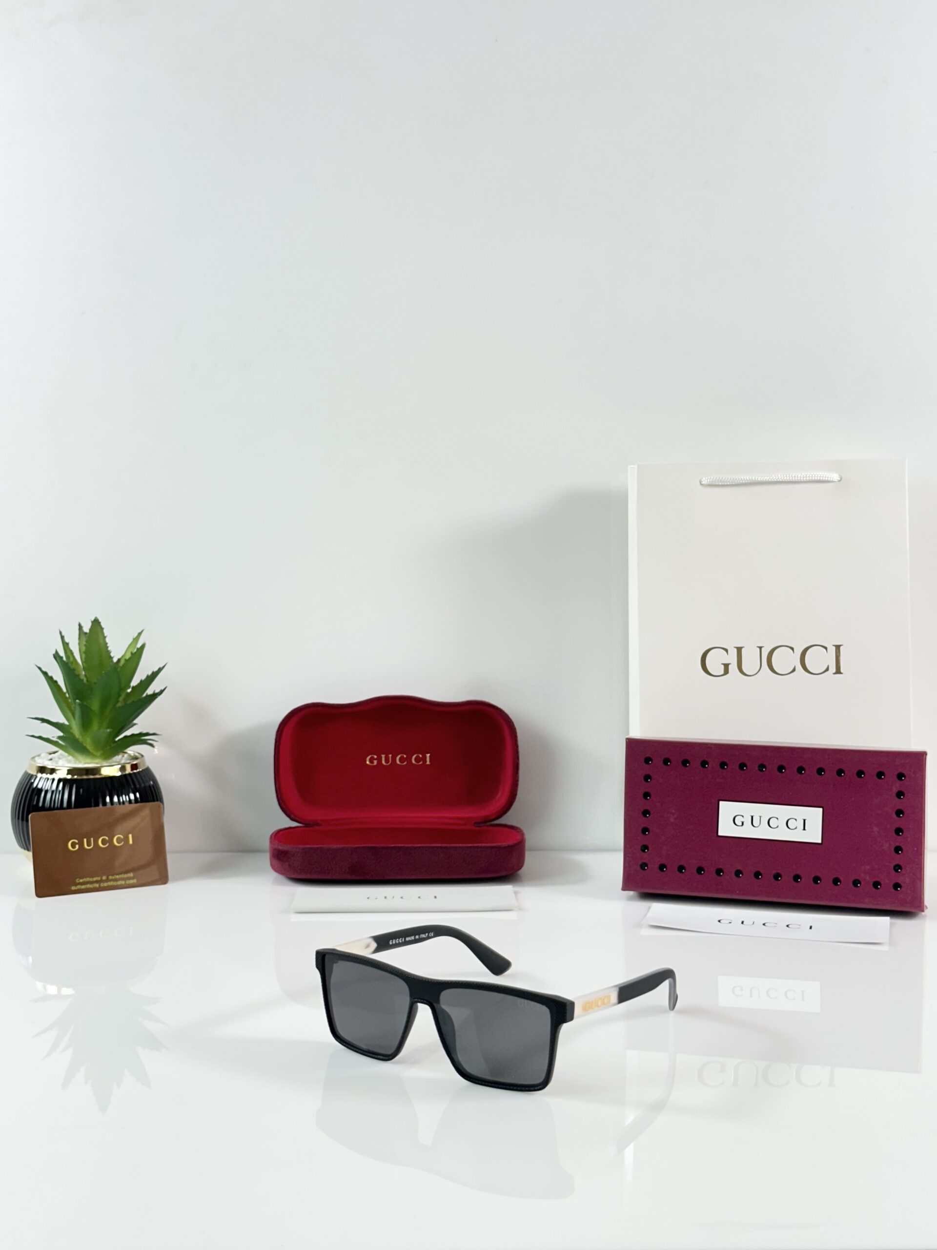 Gucci_2203_Mate_Black