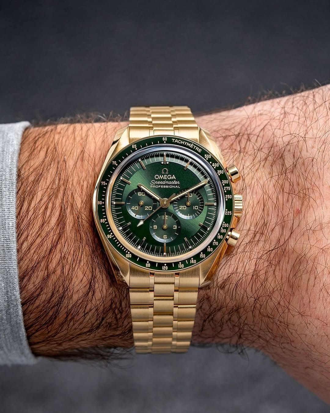 Omeg_a speedmaster Moonwatch Professional Gold Green