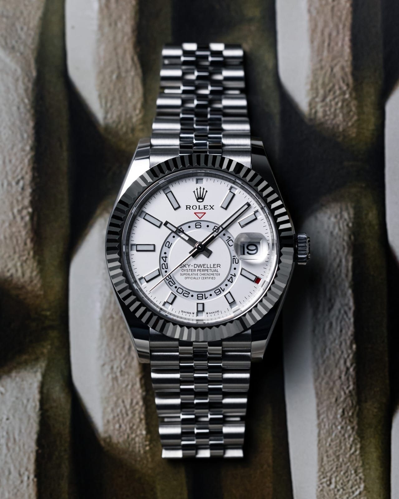 Role_x Oyster Perpetual Sky Dweller Silver-White