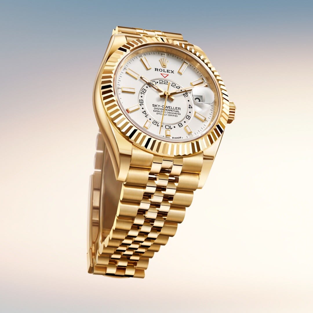 Role_x Oyster Perpetual Sky Dweller Gold-White