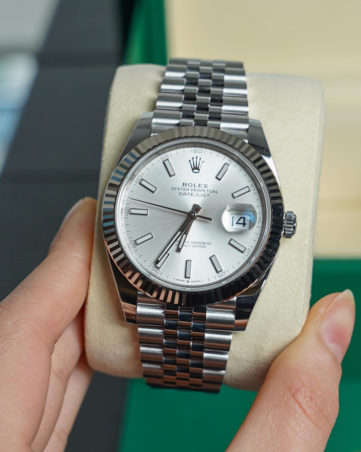 Role_x Oyster Perpetual Date Just Silver-White
