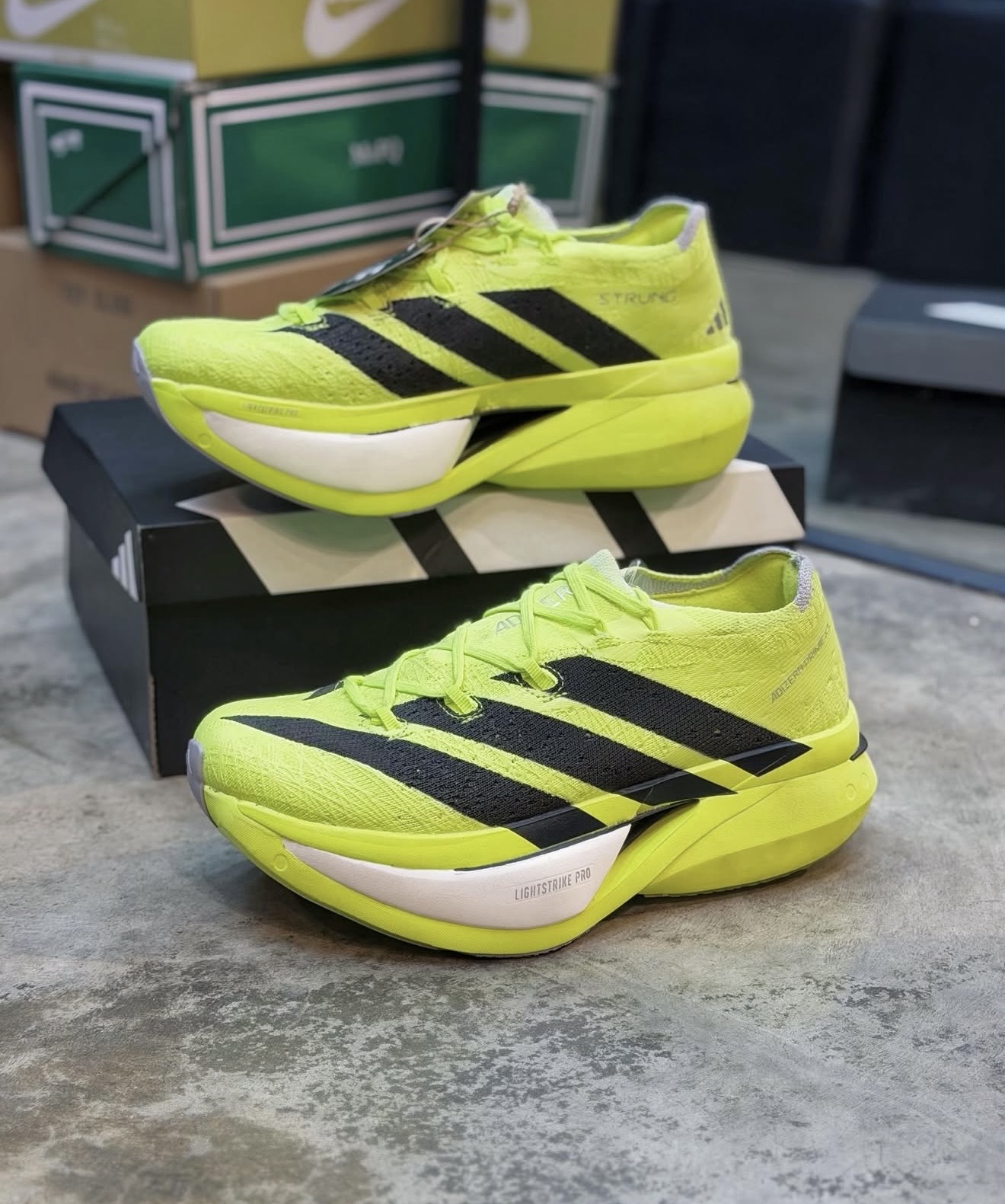 Adiddas ADIZERO PRIME X3 STRUNG Neon SHOES