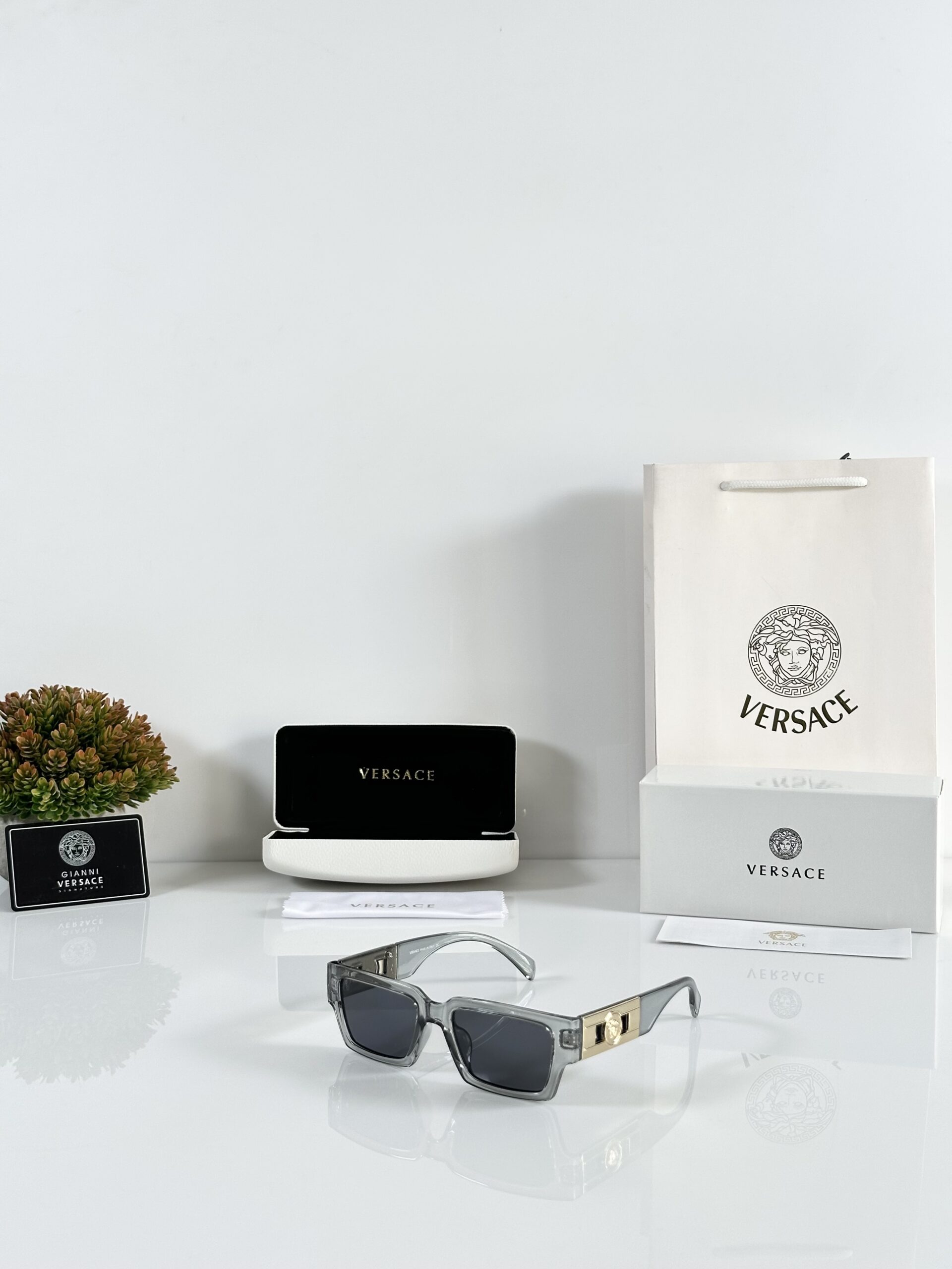 Versace 127 Grey