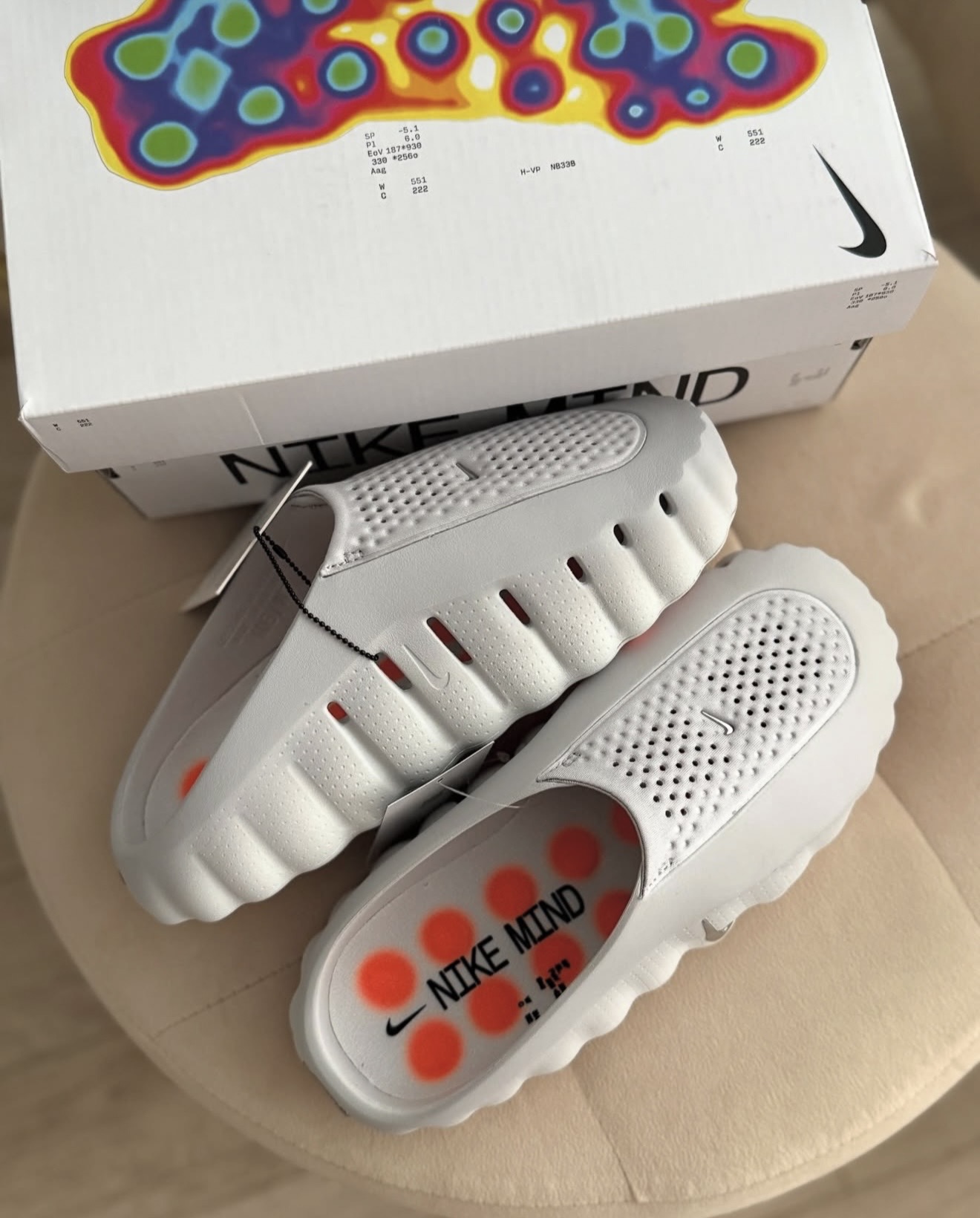 Nik.e Mind 001 Light Grey fixed