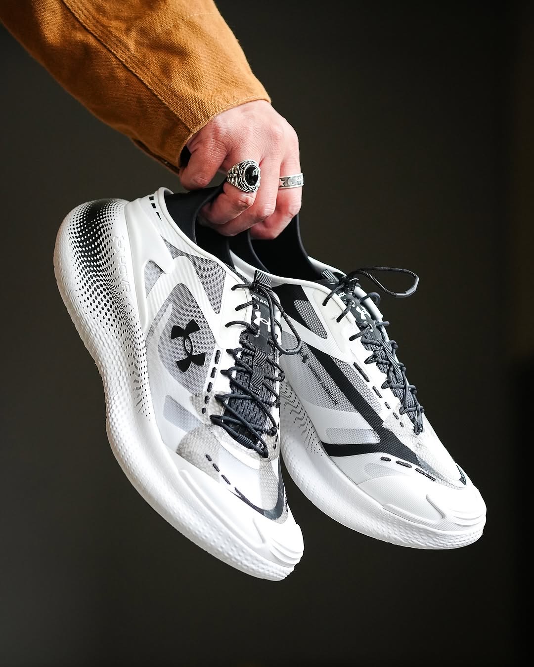 UNDER_ARMOUR RCHO SLIPSPEED WHITE BLACK FIX