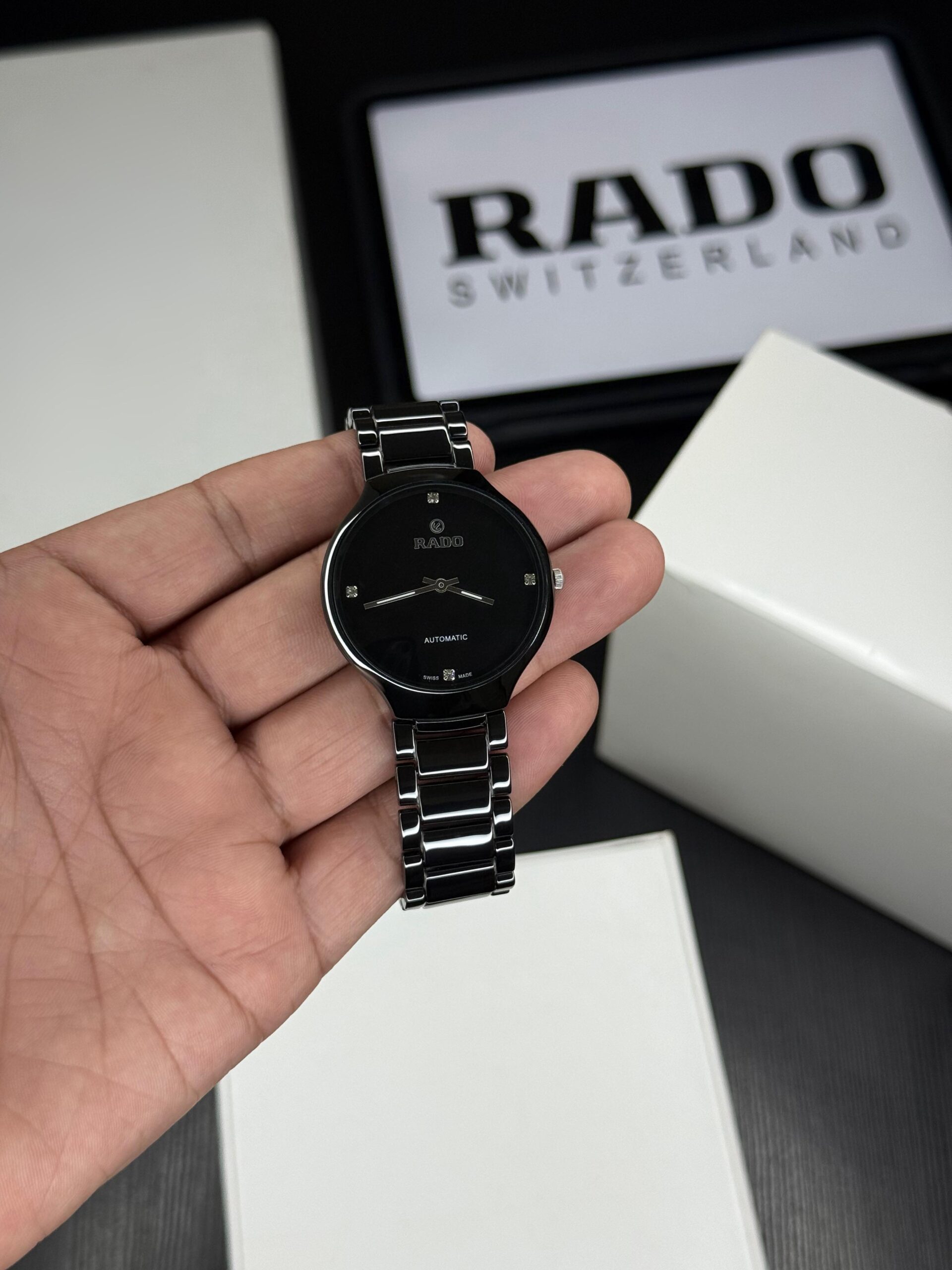 Rad_o True Round Centrix